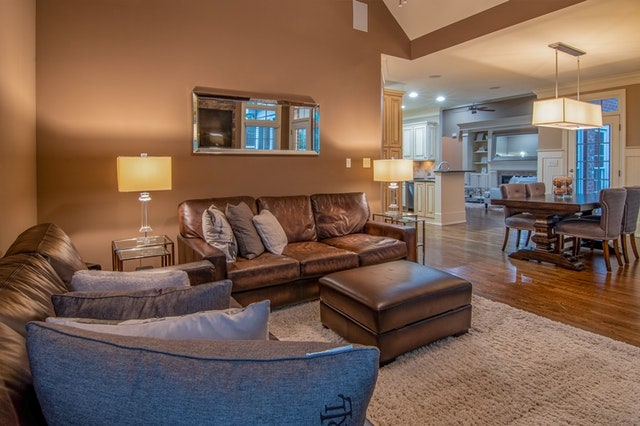 Donner un style cosy à son salon