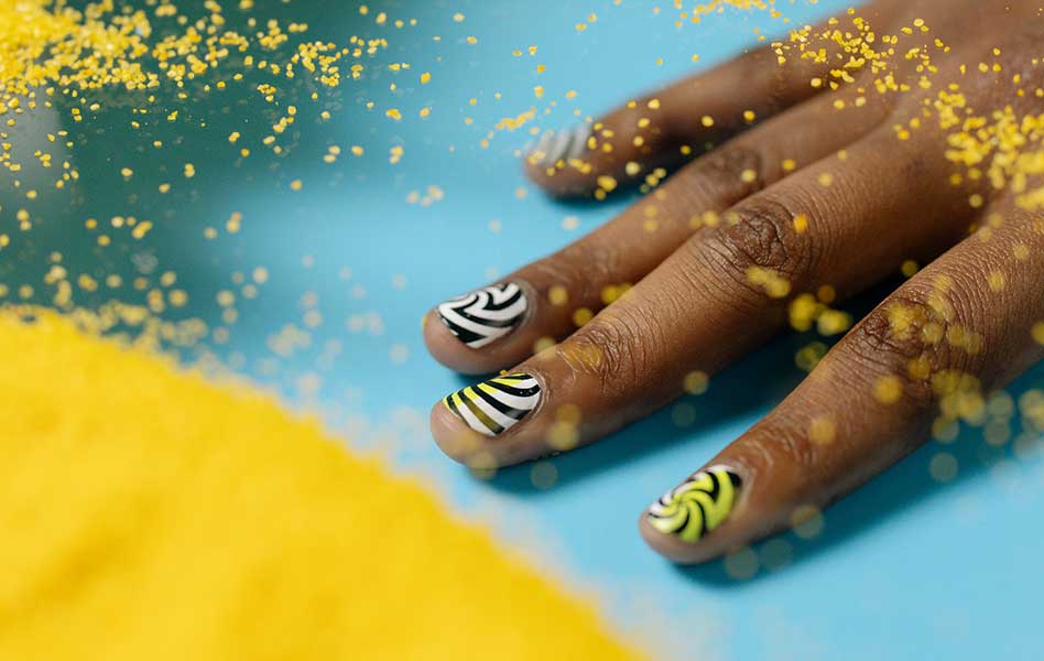 couleurs tendances French manucure